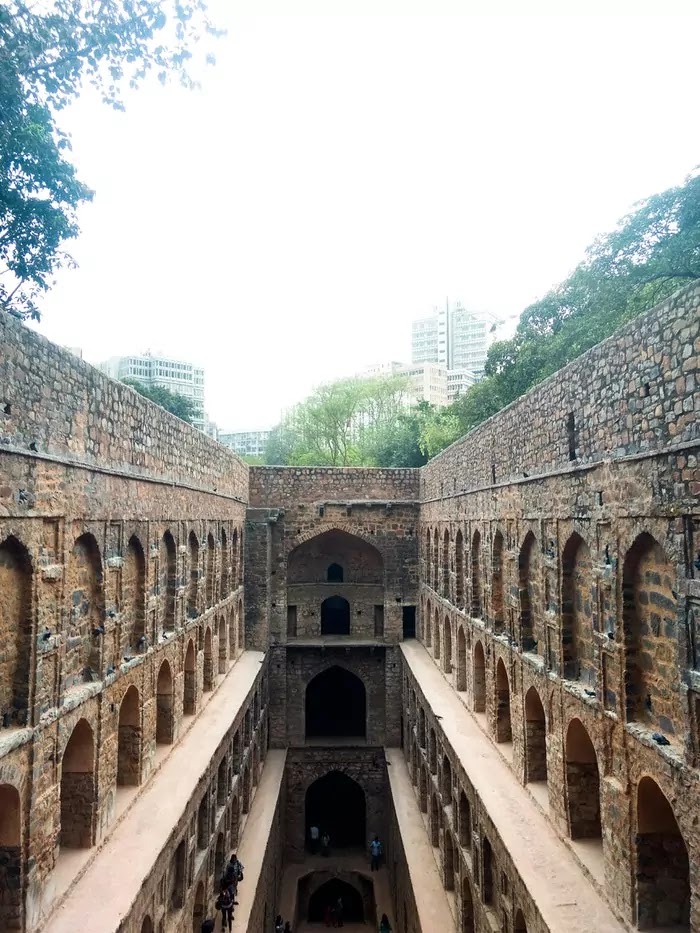Agrasen Ki Baoli Travel Guide