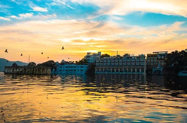 Gadisar Lake, Jaisalmer